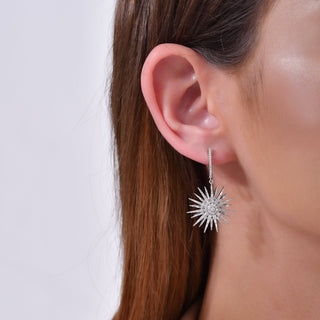 JARDIN STAR 18K GOLD BAGUETTE DIAMOND EARRINGS