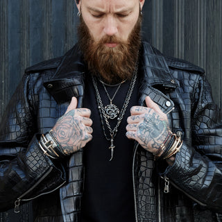 VENUS STAR GOLD BLACK DIAMOND BRACELET