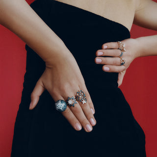 SIRIUS STAR GOLD BLUE DIAMOND RING