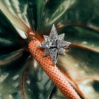 NORTH STAR 18K GOLD DIAMOND RING